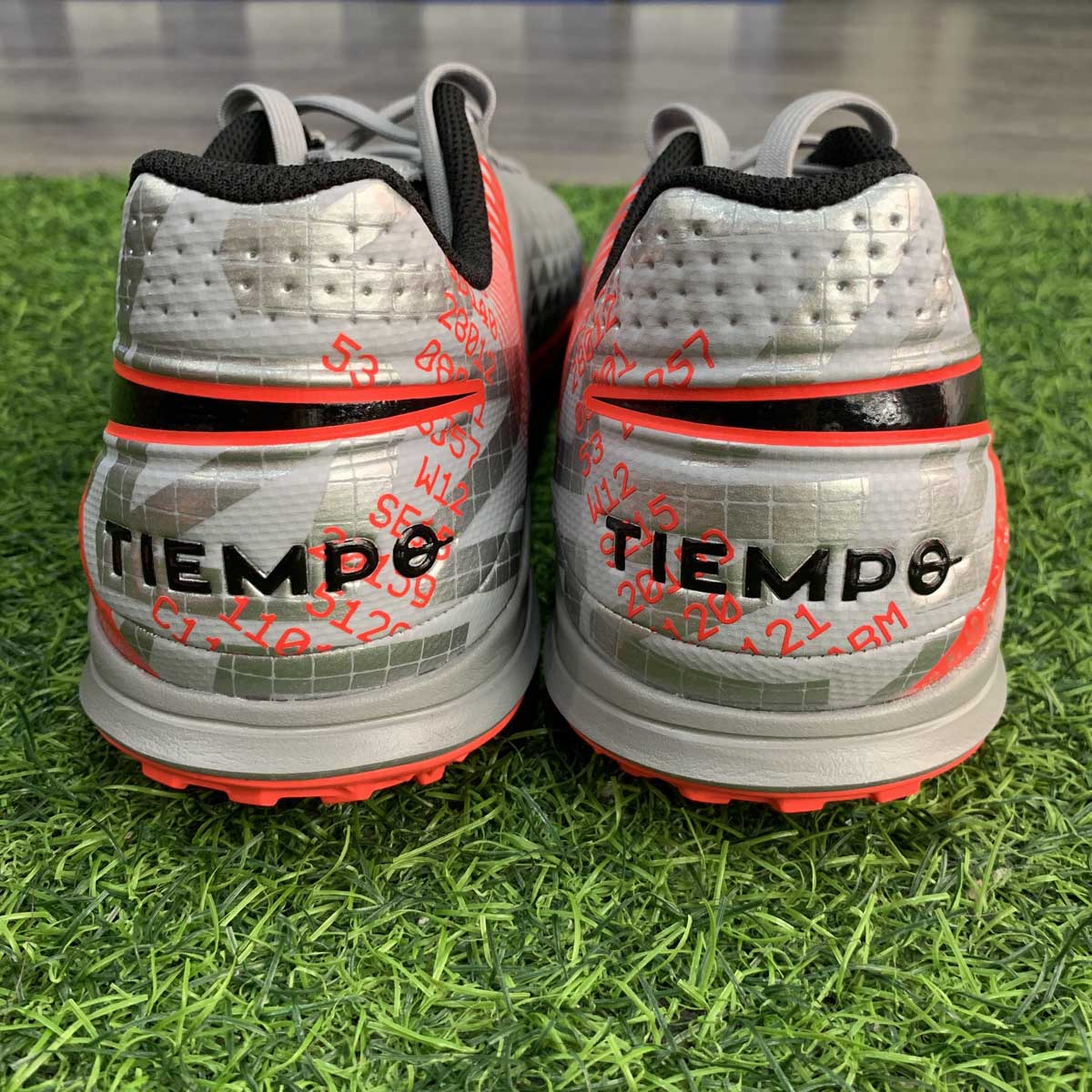 Nike Tiempo Legend 8 Academy TF Neighbourhood pack - AT6100-906